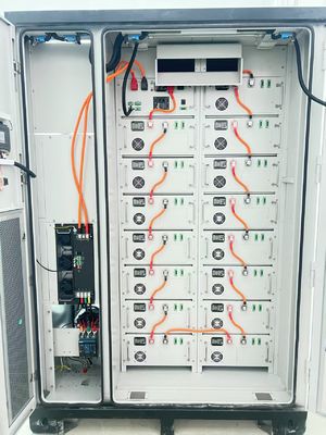 Erweitern Sie Ihr Energiesystem mit BESS Batterie Energiespeichersystem Hvac Ja und Versand in Container